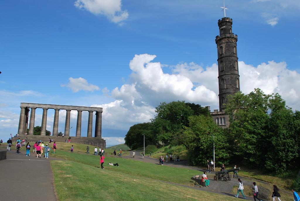 Lochend Park View Apartment Edinburgh Room photo